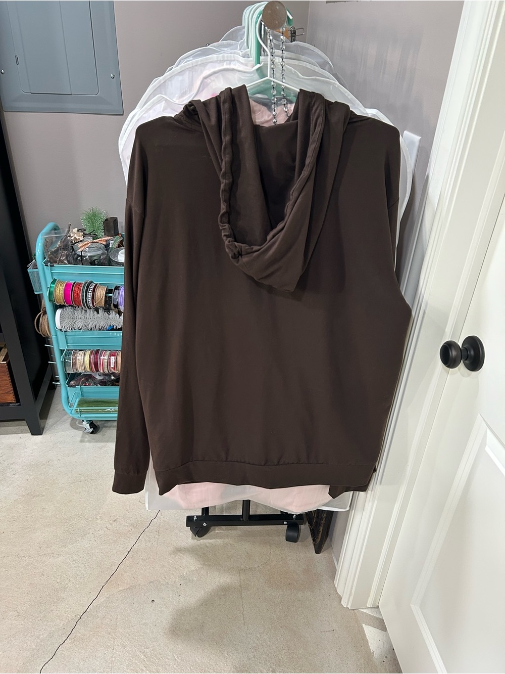 Comfrt Loungewear Hoodie XL - Picture 2 of 9